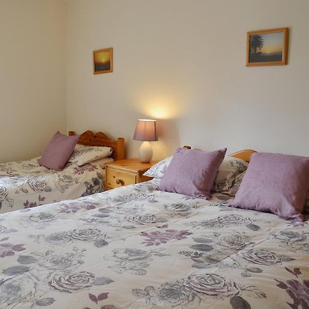 Picturesk Villa Уитби Екстериор снимка