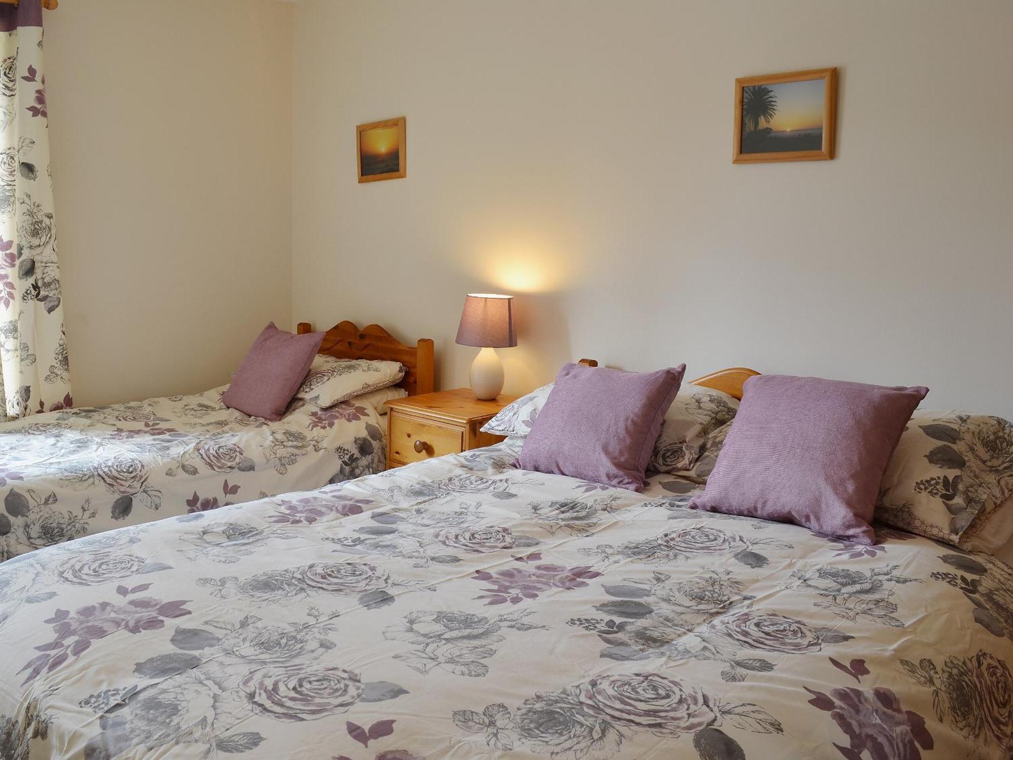 Picturesk Villa Уитби Екстериор снимка